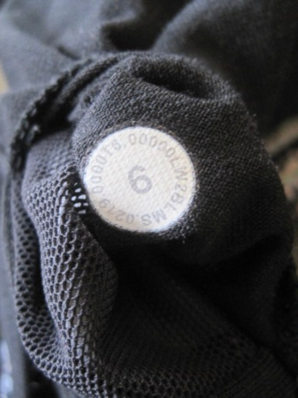 Lulu Lemon Energy Bra - Picture 8 of 8
